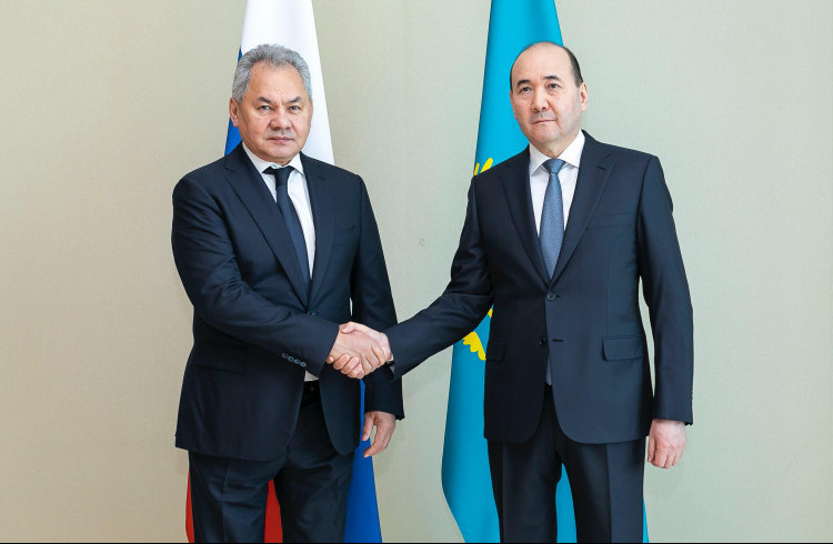 ەكى ەلدىڭ قاۋىپسىزدىك كەڭەسىنىڭ حاتشىلارى كەلىسسوزدەر جۇرگىزدى