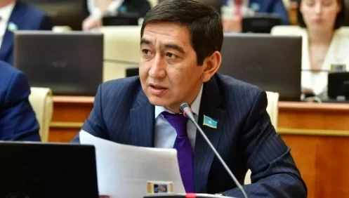 مەملەكەتتىڭ باستى بايلىعى بانك ەمەس, «حالىق»  - رينات زايىتوۆ