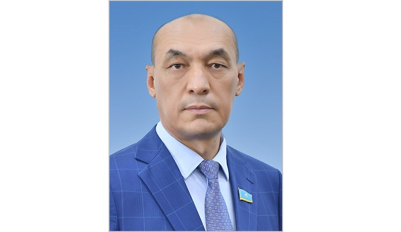 شاعىن وندىرۋشىلەردىڭ شەشىلمەگەن ماسەلەسى كوپ - ساۋرىقوۆ