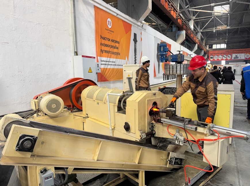 تەحنيكالىق ماماندارعا جول اشىق