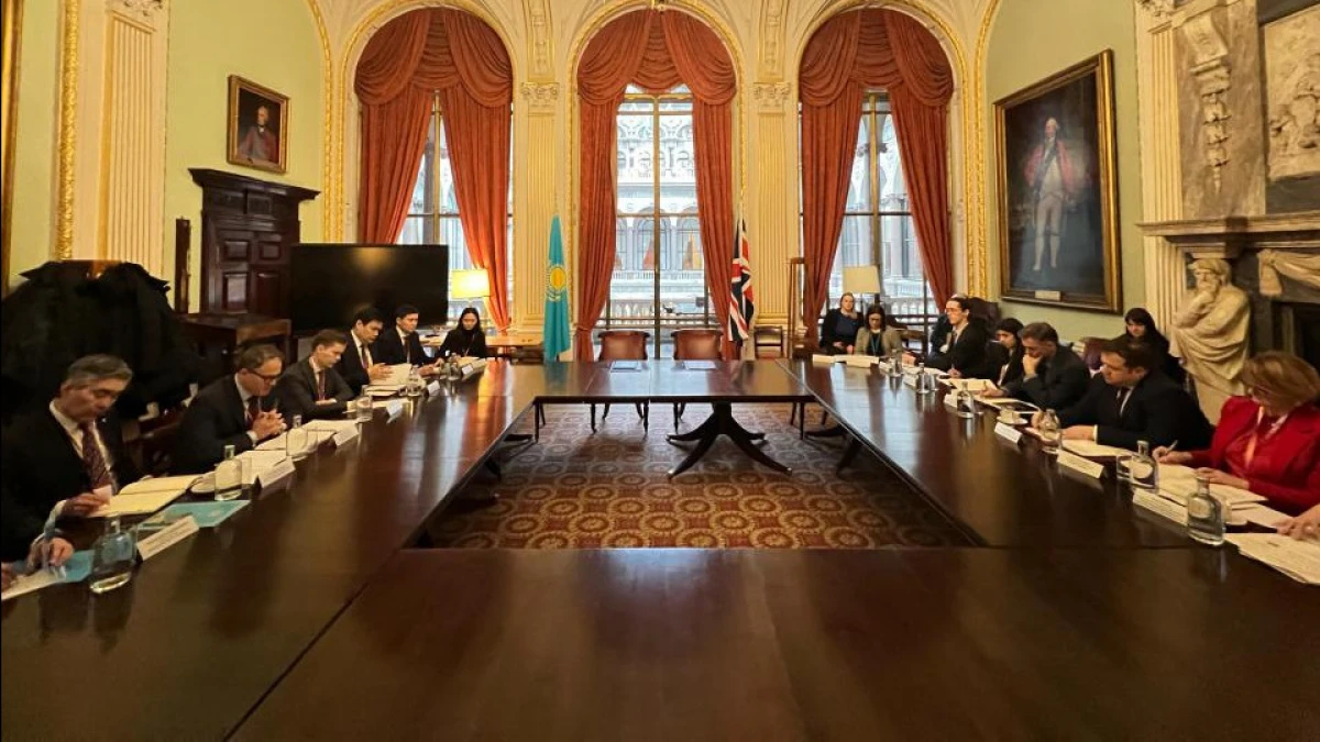 ستراتەگيالىق ديالوگ تەرەڭدەي ءتۇستى