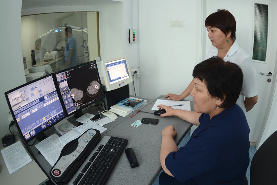 مەديتسينالىق قىزمەتتىڭ كۇنگەيى مەن كولەڭكەسى