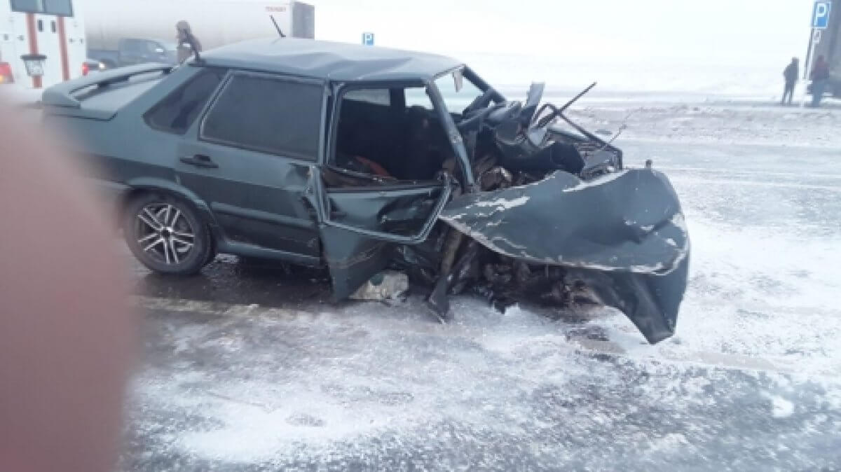 تاس جولداعى اپاتتان بەس ادام زارداپ شەكتى