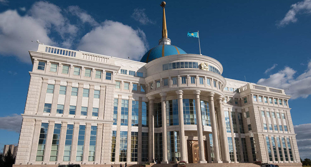 پرەزيدەنت اكىمشىلىگىندە اۋىس-ءتۇيىس بولدى