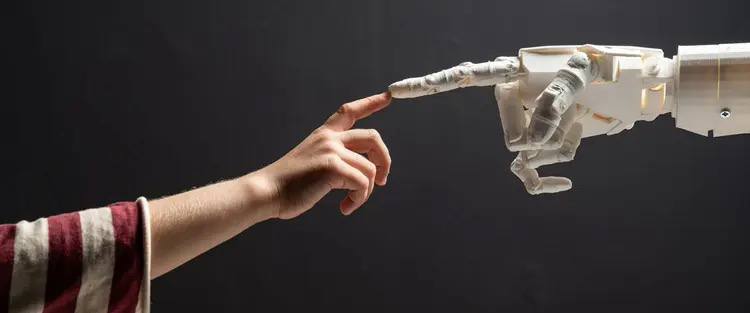 عالام عاجاپتارى: بيوگيبريدتى قول