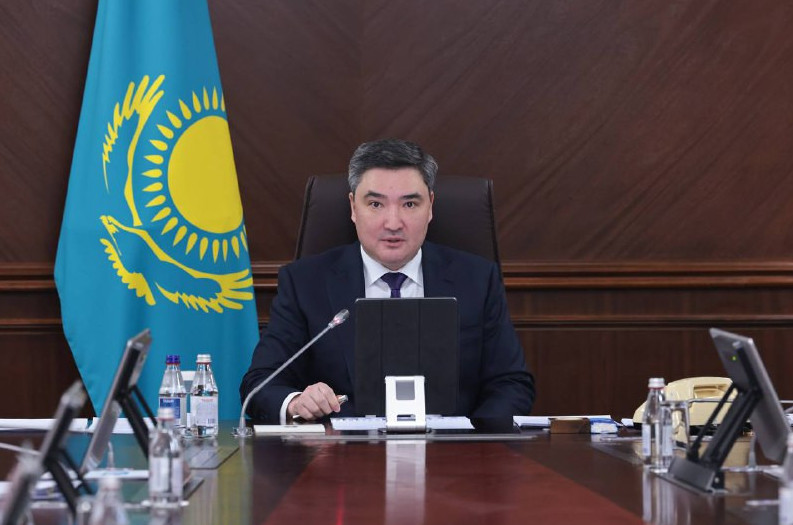 ولجاس بەكتەنوۆ شاحتاداعى اپات سالدارىن مۇقيات تەكسەرۋدى تاپسىردى