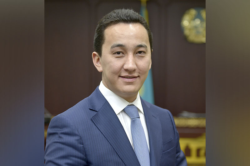 ۇلت كىتابىن وقۋ ءبىر كۇنمەن شەكتەلمەيدى