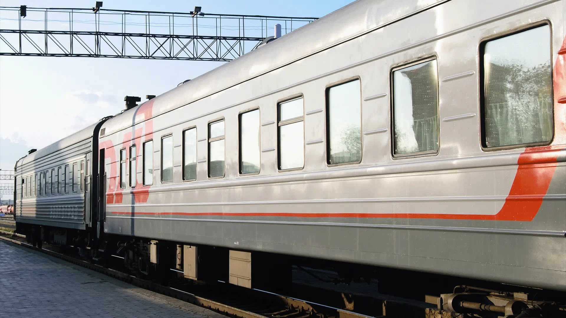 1 ناۋرىزدان باستاپ پويىز بيلەتتەرىنىڭ باعاسى وسەدى