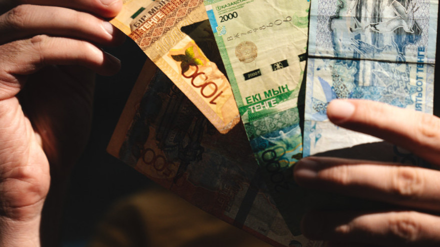 تانىسىنا كۇش كورسەتكەن اتىراۋلىققا ايىپپۇل سالىندى