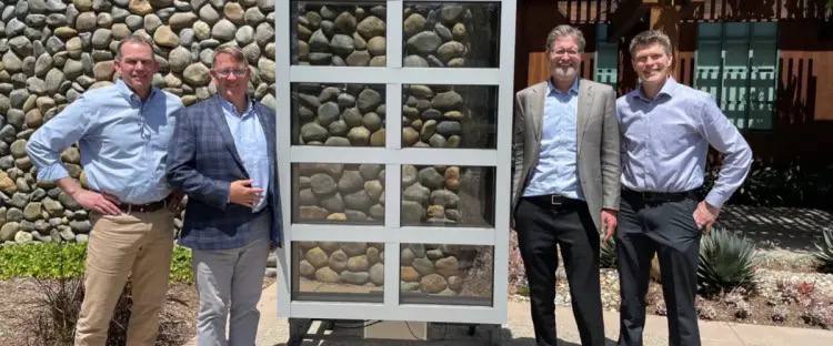 عالام عاجاپتارى: ەنەرگيا وندىرەتىن تەرەزە