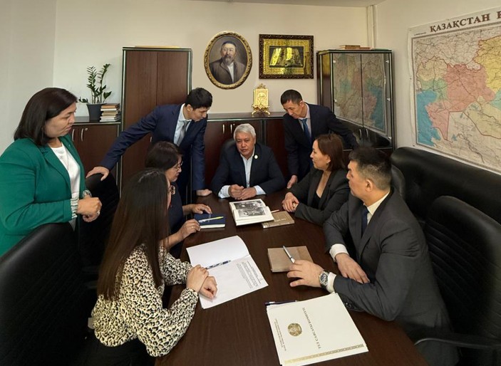 كەمەڭگەرلىك قۇبىلىسى