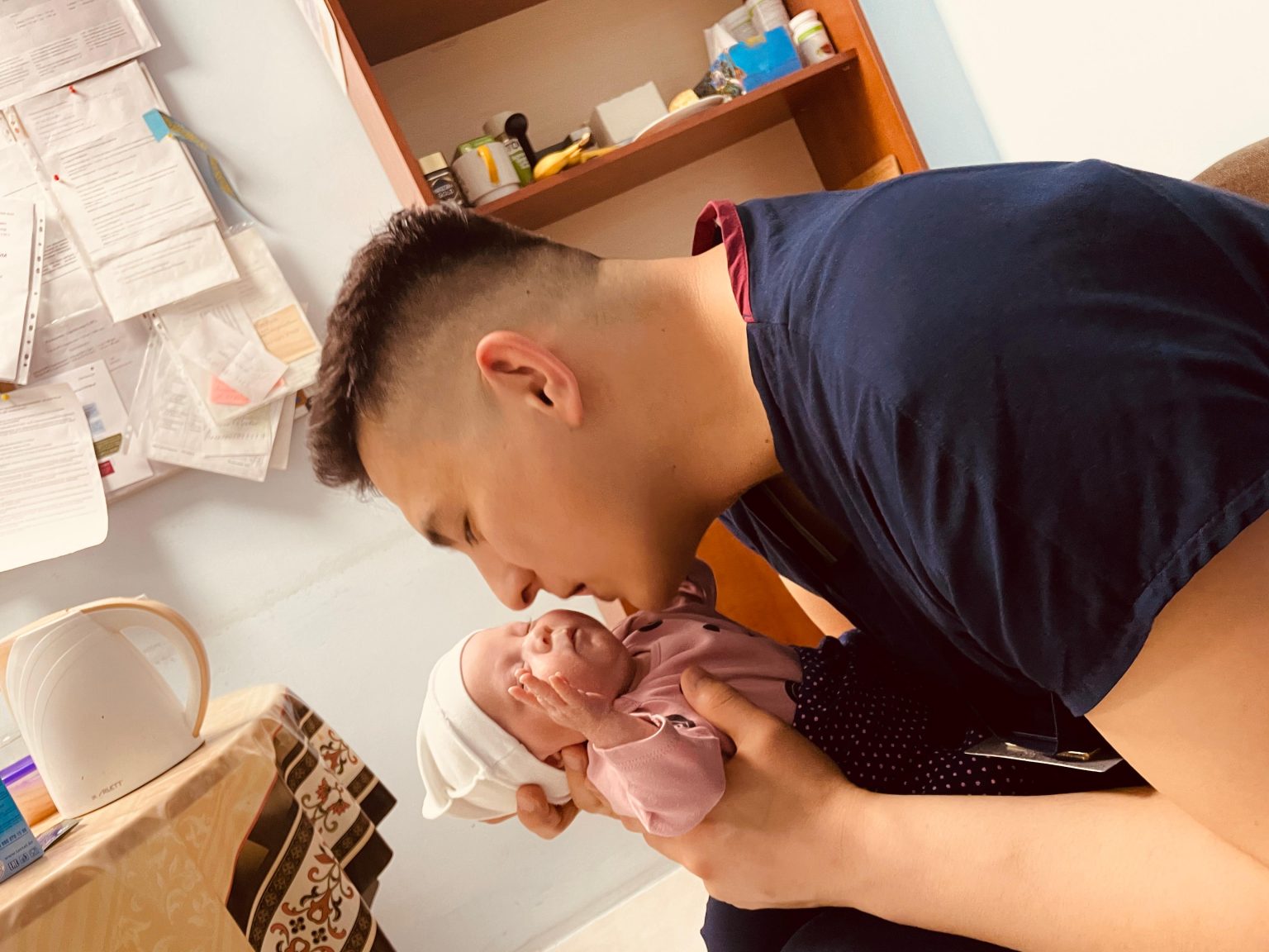 Cابيگە مەيىرىمىن توككەن نەواناتولوگ دارىگەر ماراپاتتالدى