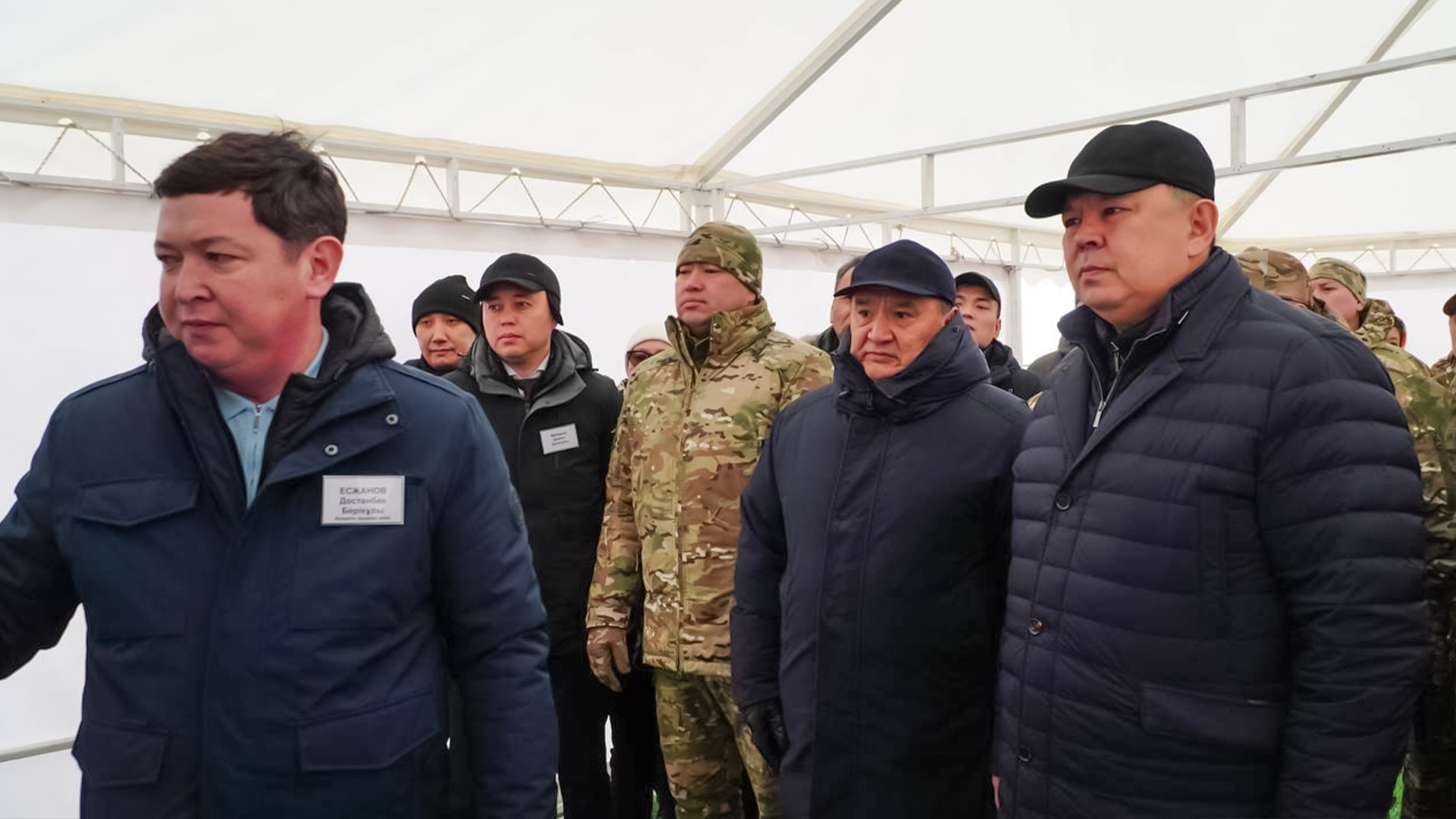 سۋ تاسقىنىنان قورعاۋ شارالارىن تەكسەردى