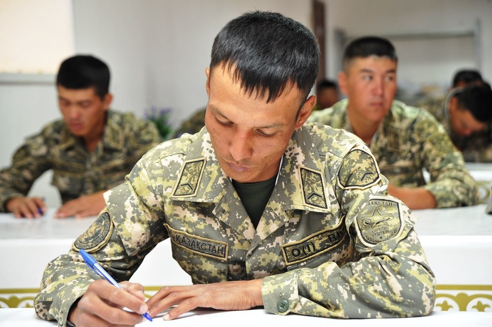 اسكەري كافەدرالاردىڭ قىزمەتىن رەتتەيتىن زاڭناماعا وزگەرىس ەنگىزىلەدى