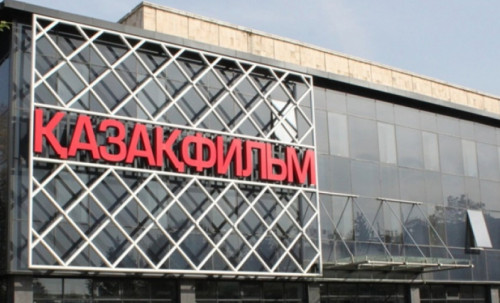 «قازاقفيلم» جەردى ساتۋعا قاتىستى مالىمدەمەگە پىكىر ءبىلدىردى