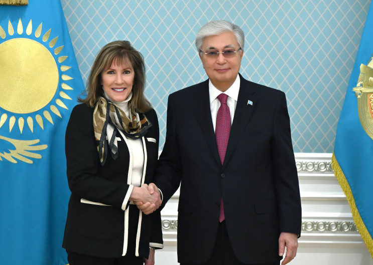 مەملەكەت باسشىسى  پامەلا ءحارريستى قابىلدادى