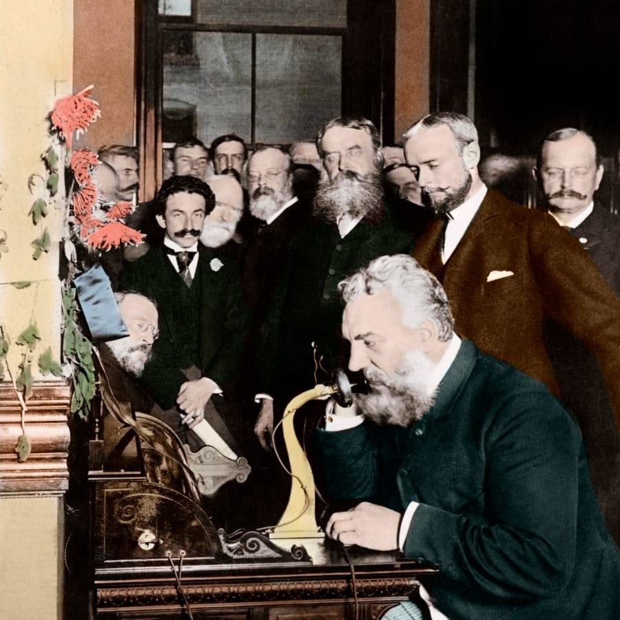 عالام عاجاپتارى: «اللو»-نىڭ تاريحى