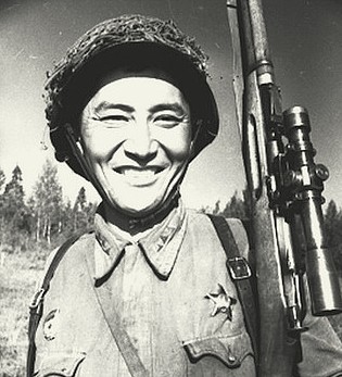 ناعىز حالىق قاھارماندارى