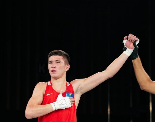 تورەحان سابىرحان «ستراندجا كۋبوگىنىڭ» ۇزدىك بوكسشىسى اتاندى