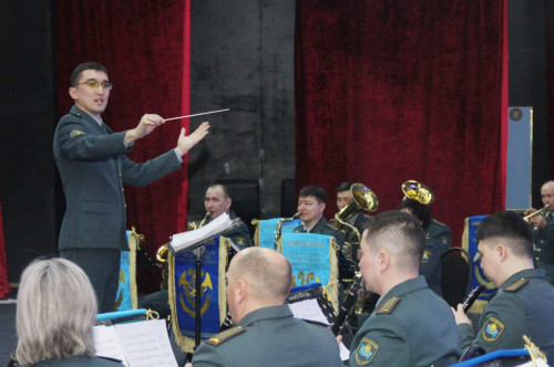 ۇلتتىق ۇلان ديريجەرلارىنىڭ ءتورت تۋىندىسى اسكەري شەرۋدە  ورىندالادى