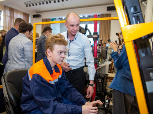 وسكەمەندە «Workshop الاڭى» ۇيىمداستىرىلدى