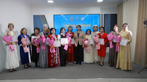 قىزىلوردادا جۇمىسشى قىز-كەلىنشەكتەر فەستيۆالى ءوتتى