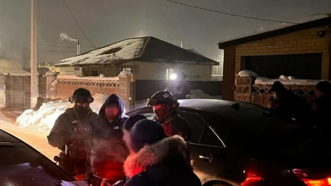 اقمولا وبلىسىندا ەسىرتكى ارناسىنىڭ جولى كەسىلدى