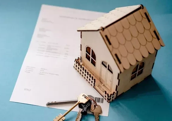 شىمكەنتتە 51 ازامات تۇرعىن ءۇي سەرتيفيكاتىن الدى