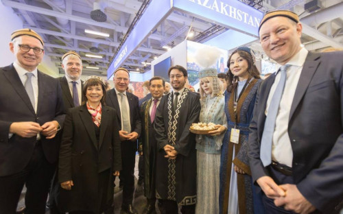 قازاقستان حالىقارالىق تۋريستىك كورمەگە قاتىسىپ جاتىر