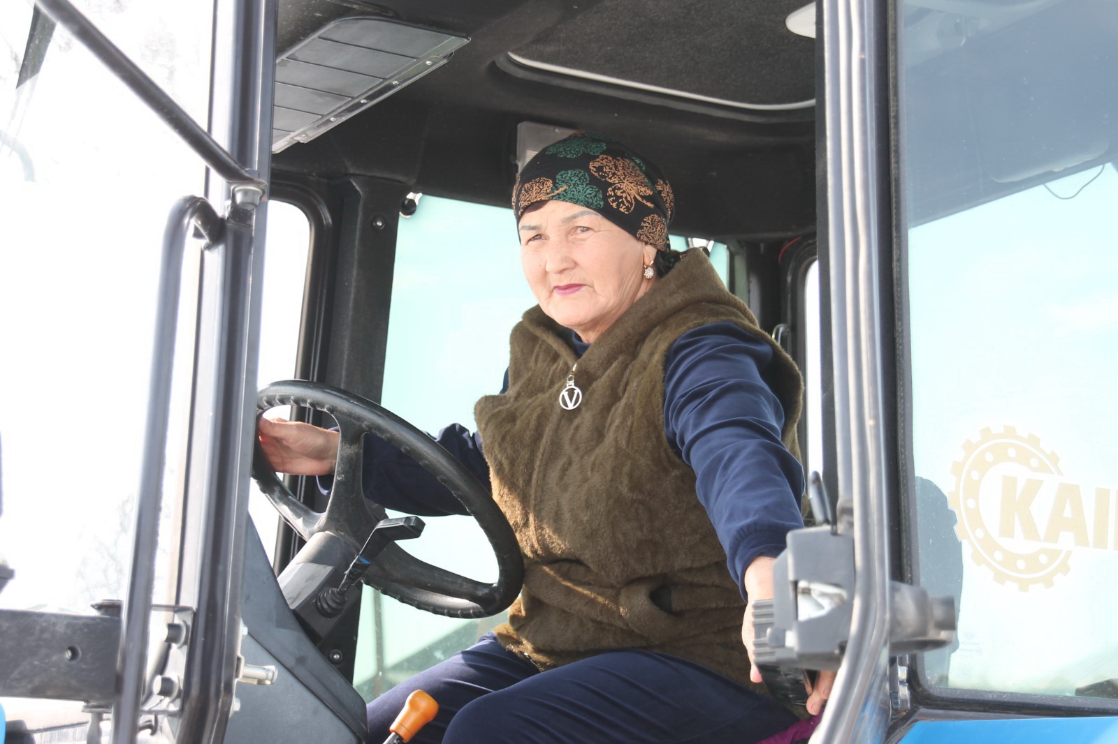 تراكتورشى اپا