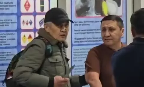 اۋەجايدا قىزمەتكەردى كەپىلگە العان ەر ادام ەكى ايعا قاماۋعا الىندى