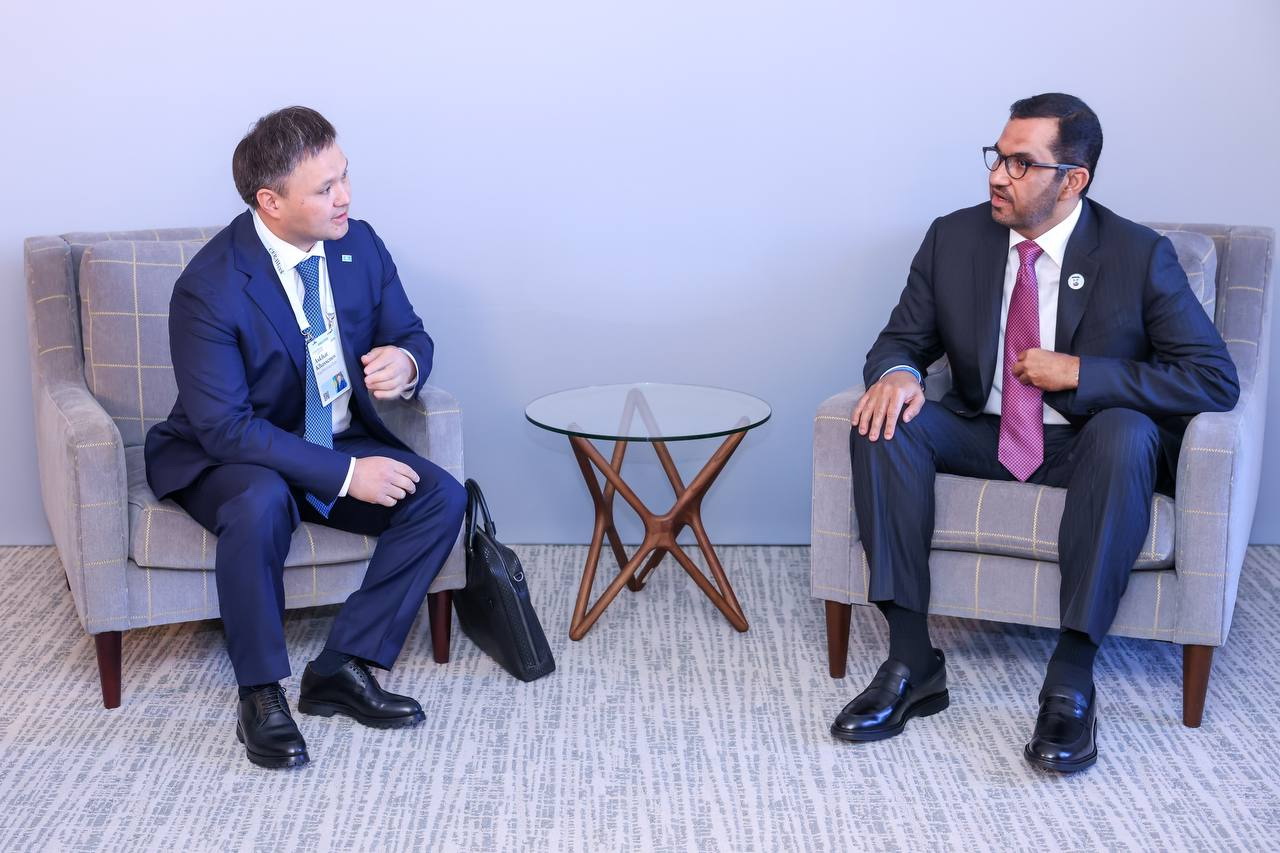 قمگ باسشىسى ارابيالىق «ADNOC»-تى مۇناي-گاز جوبالارىن ينۆەستيتسيالاۋعا شاقىردى