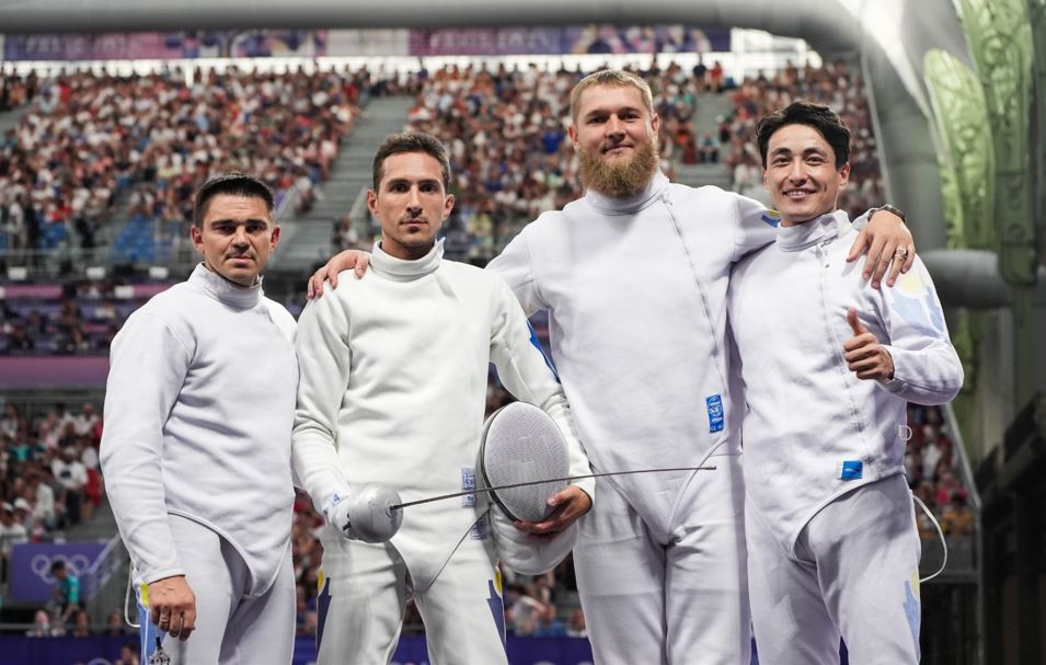 سەمسەرشى ەرلەر گران-پري كەزەڭىنە قاتىسادى