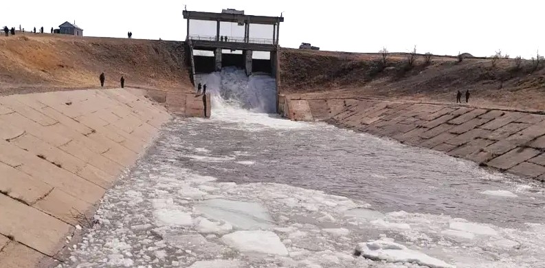 اقكول-جايىلماعا مول سۋ بارادى