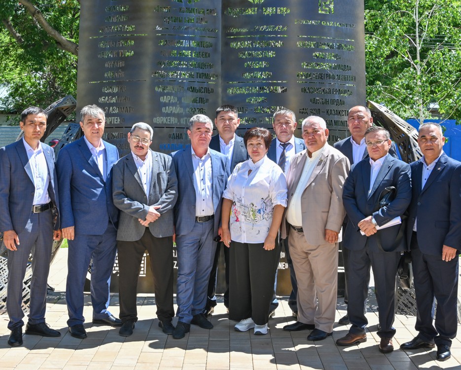 ماماندىق پەن مانداتقا ادالدىق