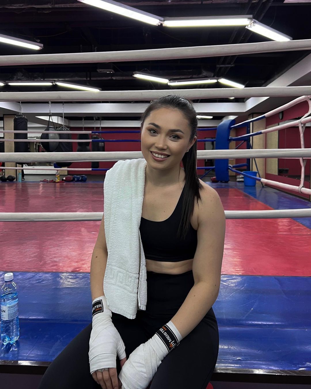 جارىس كۇندەلىگى