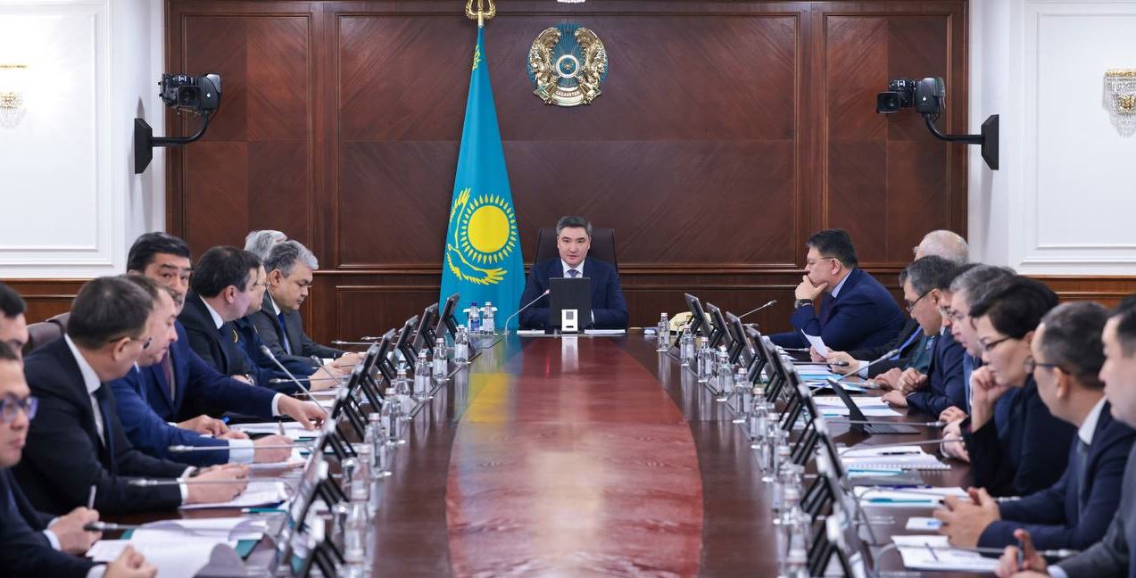 ۇكىمەتتە سۋ تاسقىنىنا قارسى شتاب وتىرىسى ءوتتى