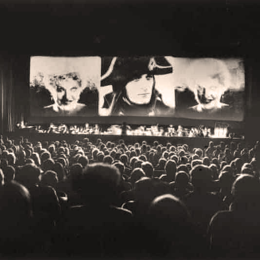 «ترەيلەر» تەرمينى