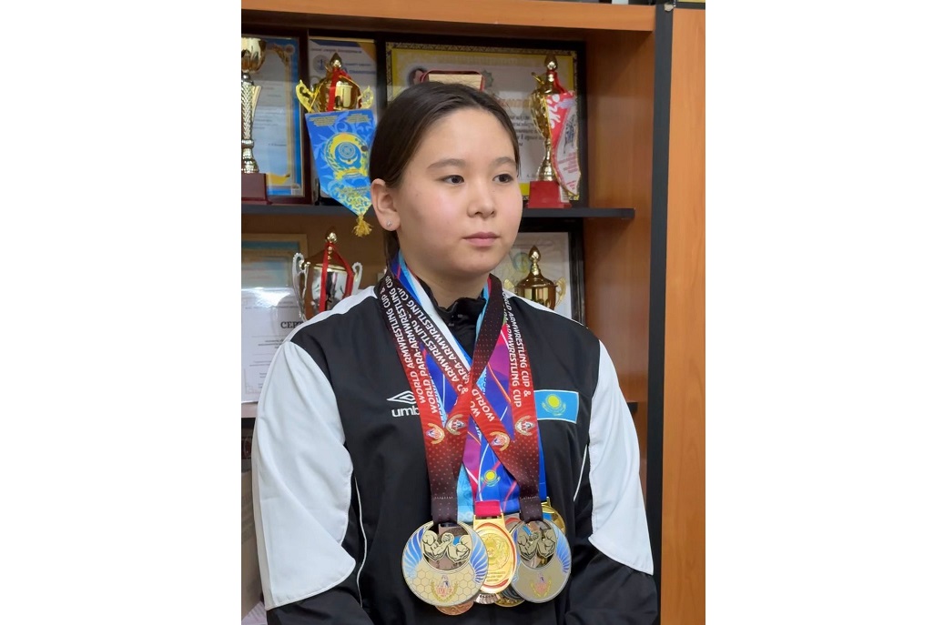 جەتكىنشەكتىڭ جارقىن جەڭىسى