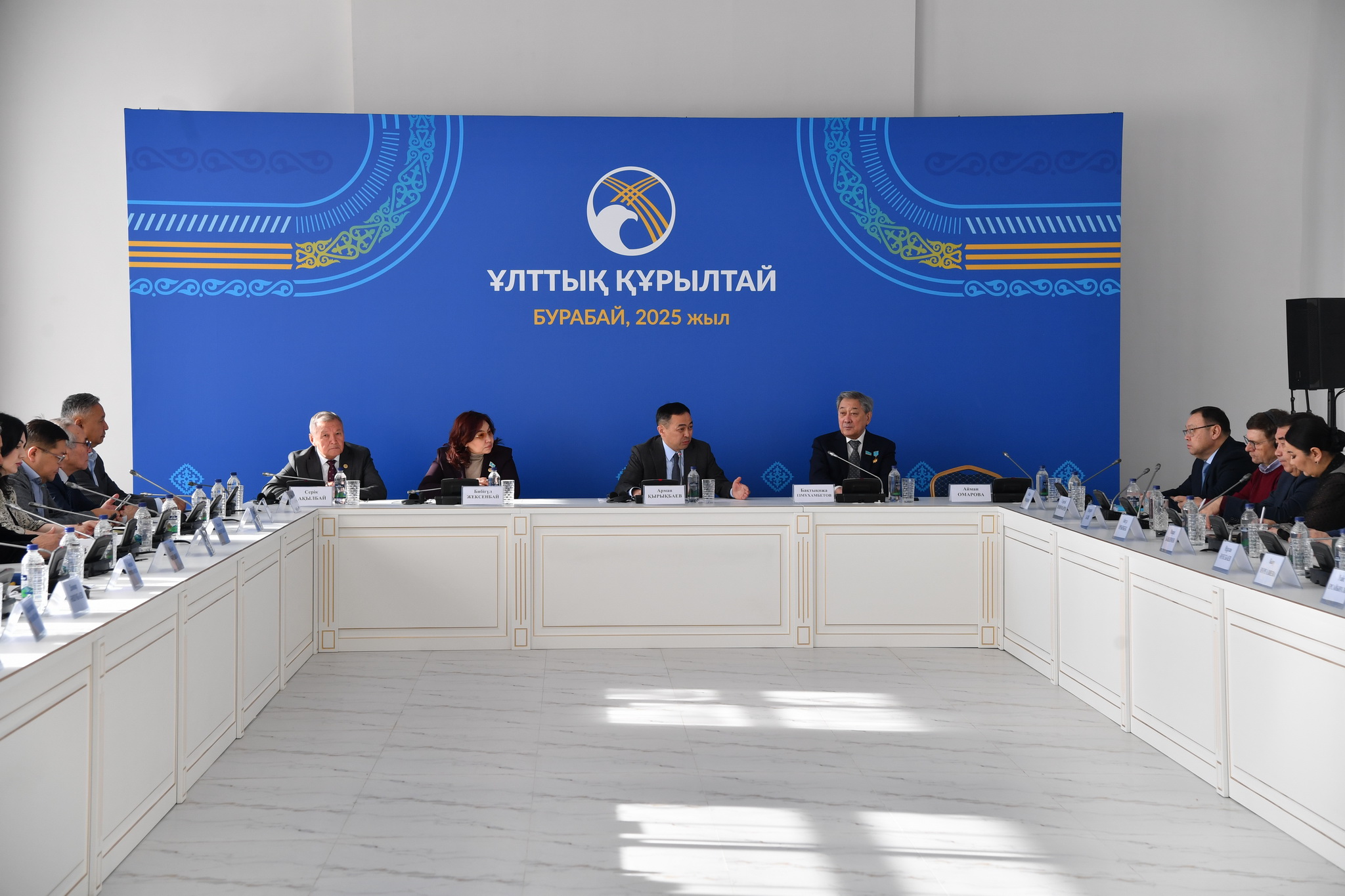 ەلدىك يدەيالار الاڭى