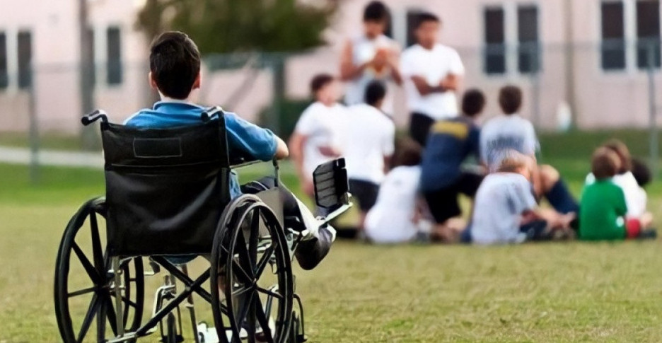 ەرەكشە بالالارعا تولىققاندى ءبىلىم الۋعا مۇمكىندىك جاسالادى