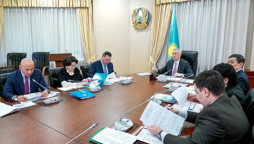 ۇكىمەت بيزنەستى نەسيەلەندىرۋگە 9 تريلليون تەڭگە بولەدى