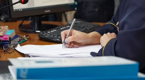 ەسىرتكىمەن كۇرەسكە قاتىستى جاڭا قۇجات دايىندالادى