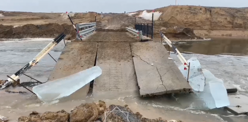 شىدەرتى وزەنىندەگى كوپىردى سۋ شايىپ كەتتى