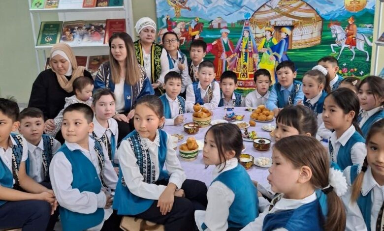  ۇلىس مەيرامى  ۇلىقتالدى