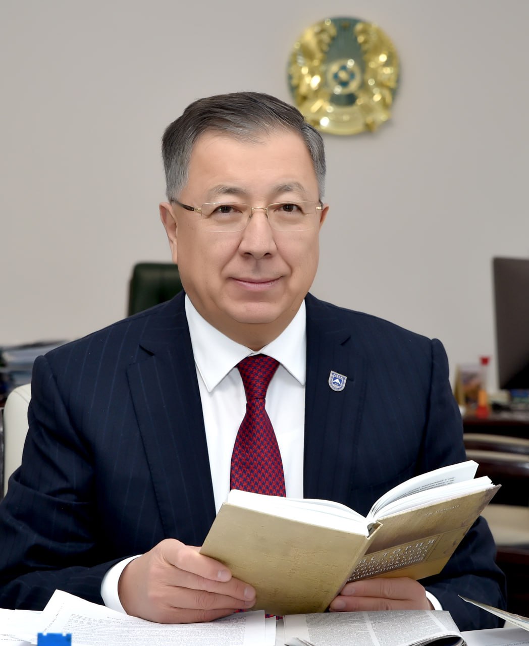 جاساندى ينتەللەكت جانە ۇلتتىق بىرەگەيلىك