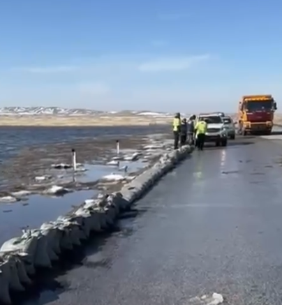 پاۆلودار وبلىسىنداعى جولدى سۋ باسىپ قالدى