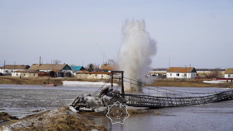 اقمولا وبلىسىندا كوپىردى سۋ شايىپ كەتتى