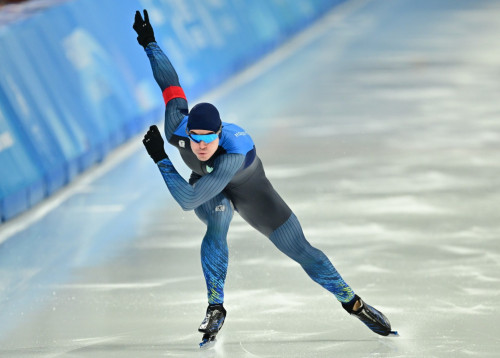 ەۆگەني كوشكين كونكيمەن جۇگىرۋدەن جەڭىسكە جەتتى