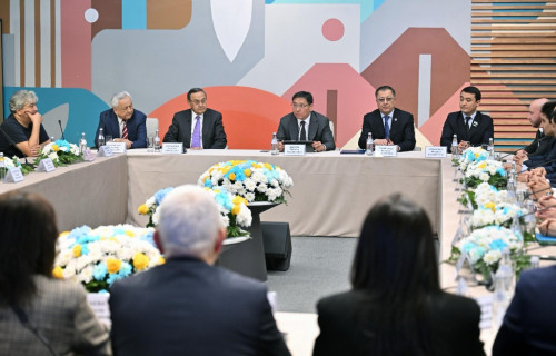 الماتىدا ۇلتتىق قۇرىلتاي باستامالارىن ىسكە اسىرۋ تالقىلاندى